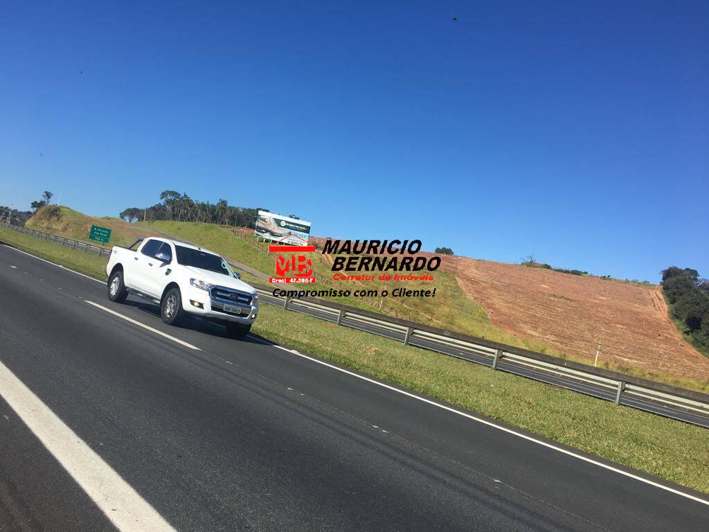 Terreno, 33 hectares - Foto 1