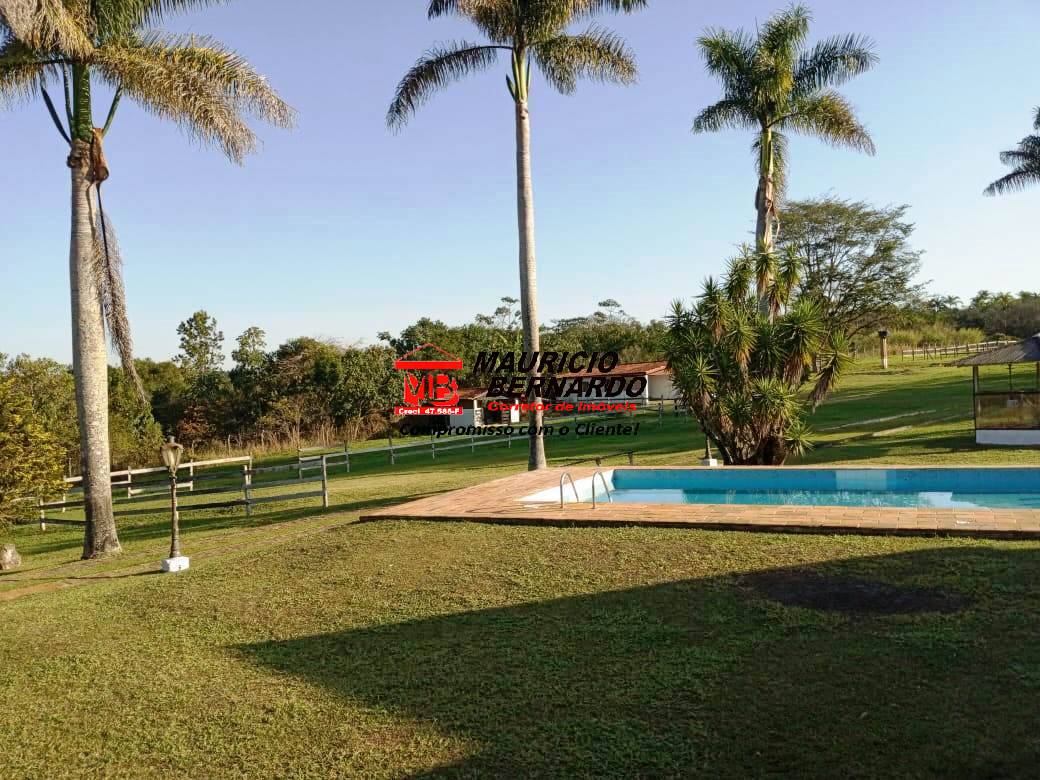 Sítio, 4 quartos, 700 m² - Foto 1
